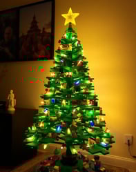 tierratesoro-jn707he96zzmpty3s2cyb47zw57vxsqt-Lego-tree-with-lights-1